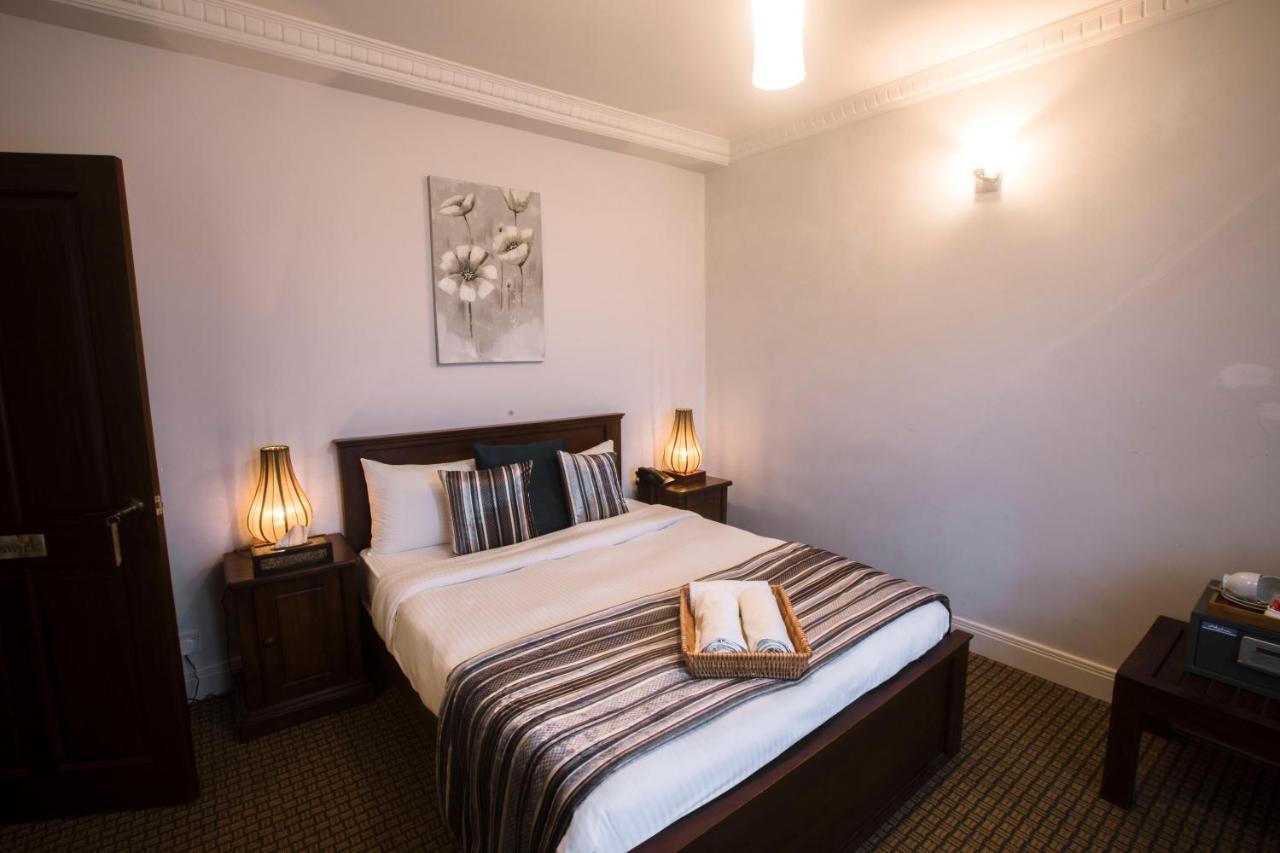 Hotel Little England By Celeste