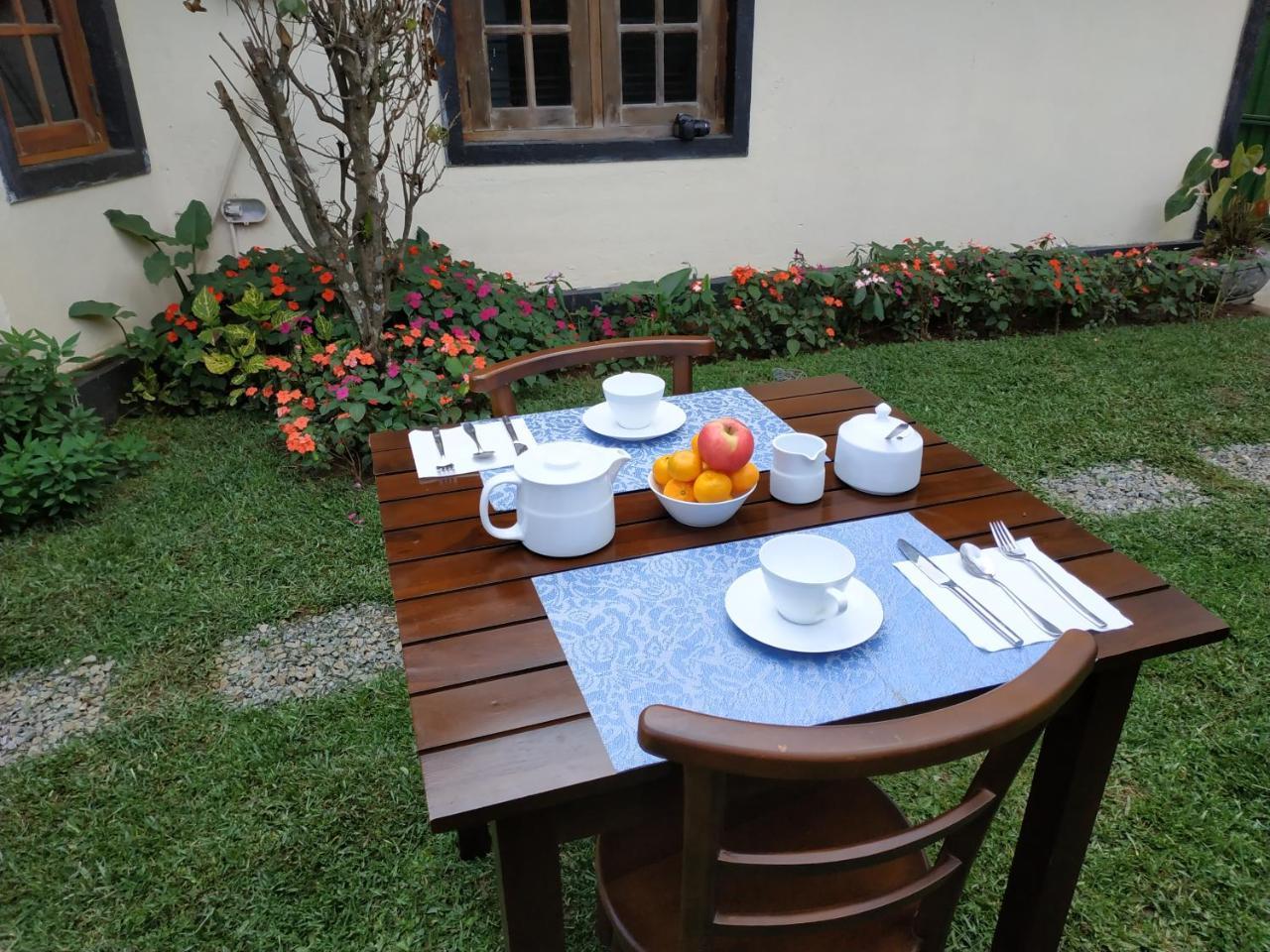 Comfort Inn & Hostel *
