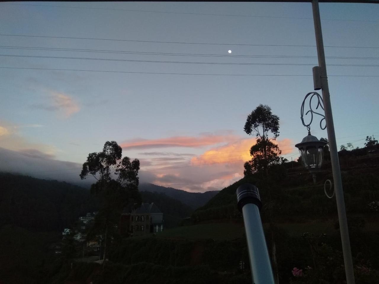 The Farmhouse Nuwaraeliya Lodge Nuwara Eliya