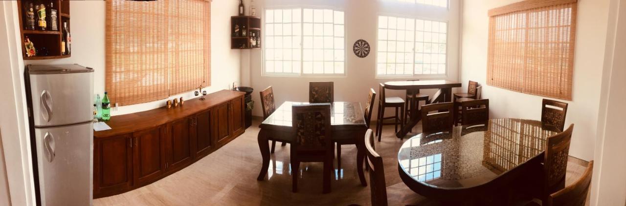 Guest house Little England