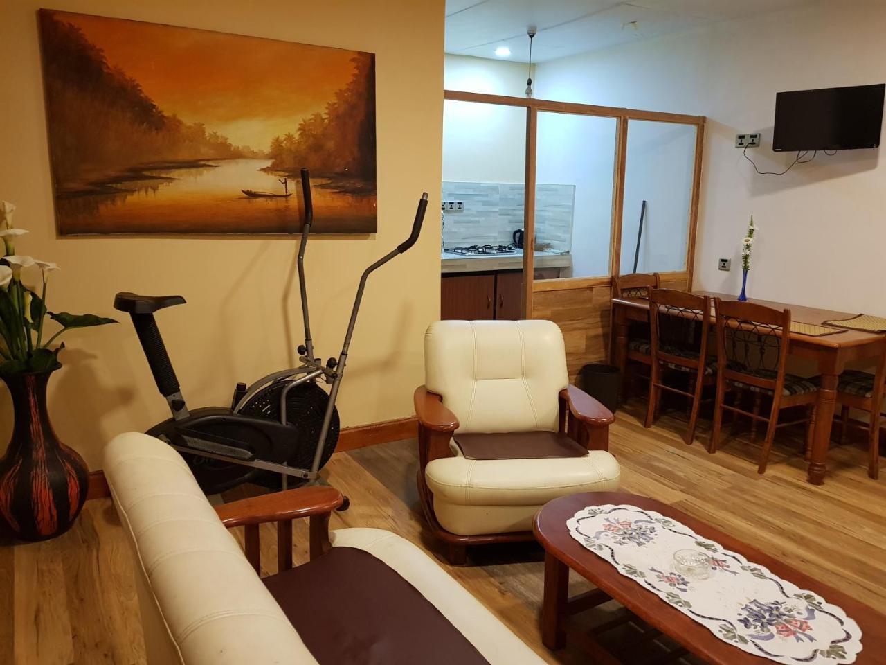 Mahoteak * Nuwara Eliya