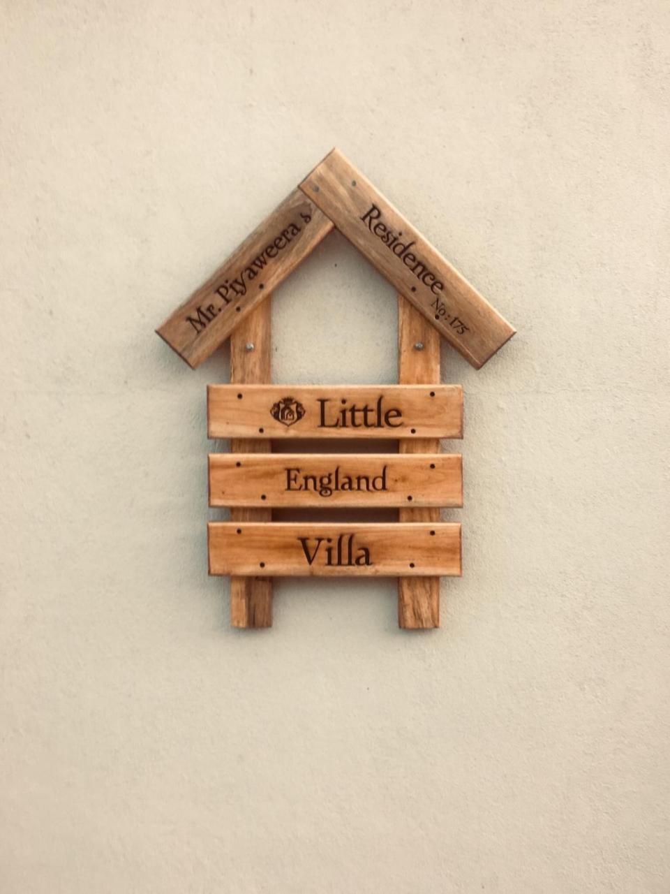 Guest house Little England