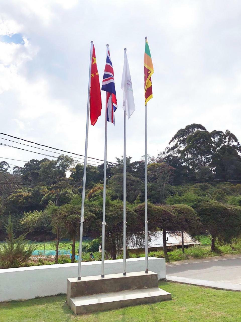 Hotel Galway Heights 4*