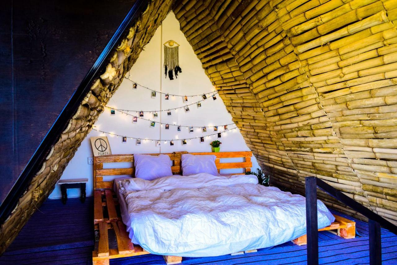 Hideout Cabins Chalet *