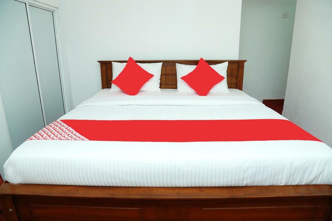 Oyo 238 Selva's 3*