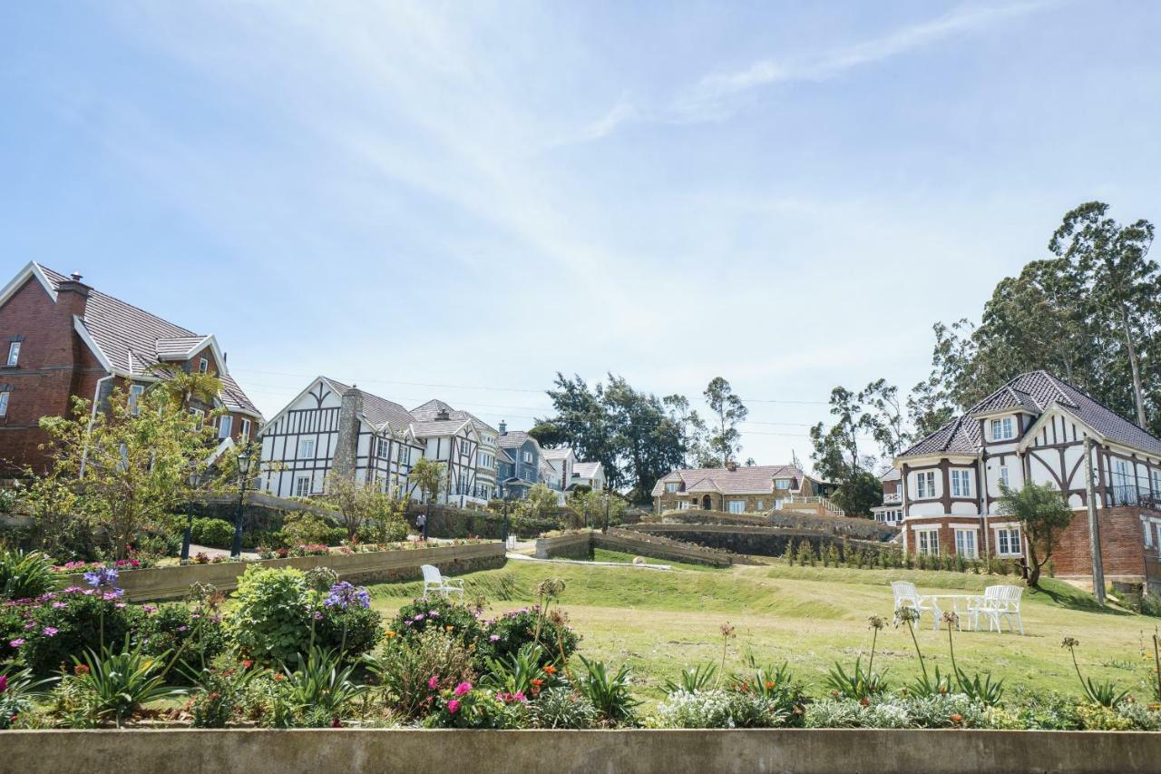 Hotel Tudor Barn 5*