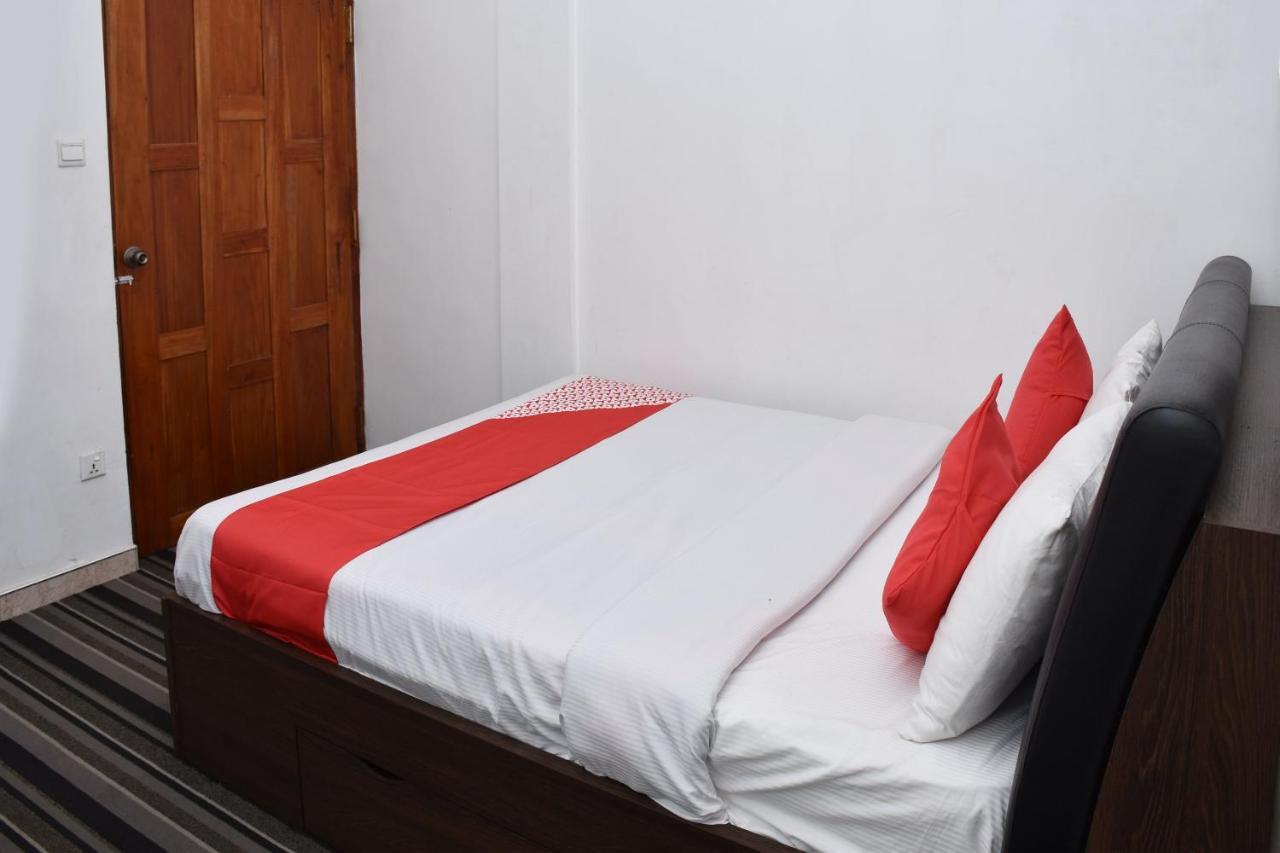 Roshan Hotel 3*
