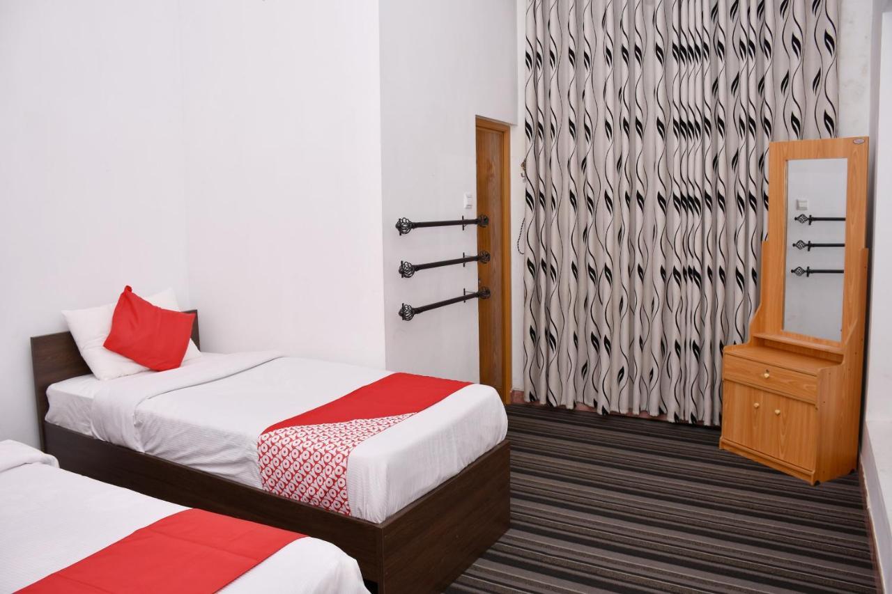 Roshan Hotel 3*