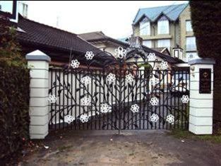 Cocoon Hills Guest house 4*