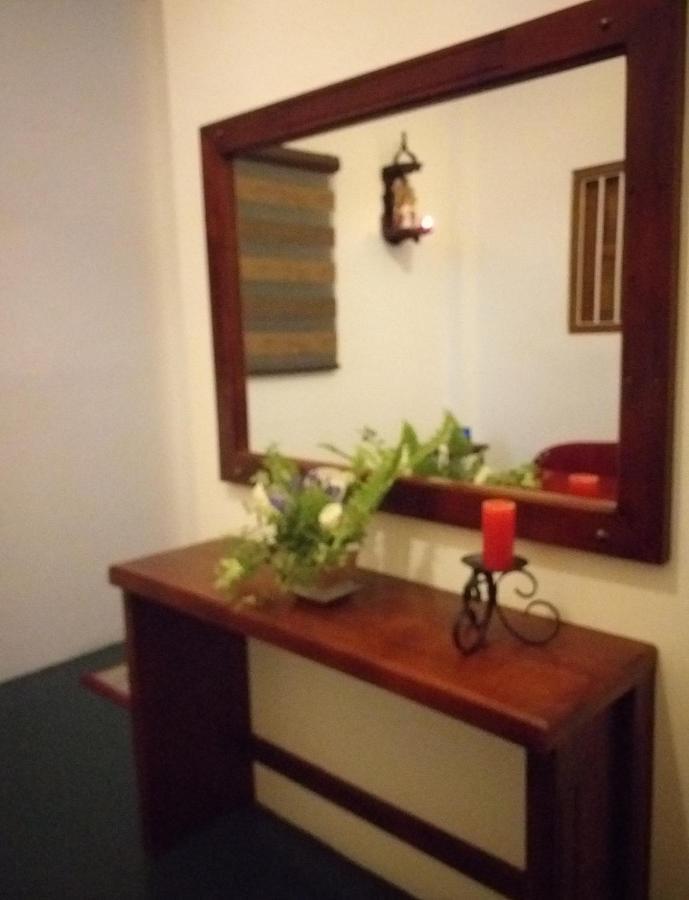 Dutch * Nuwara Eliya