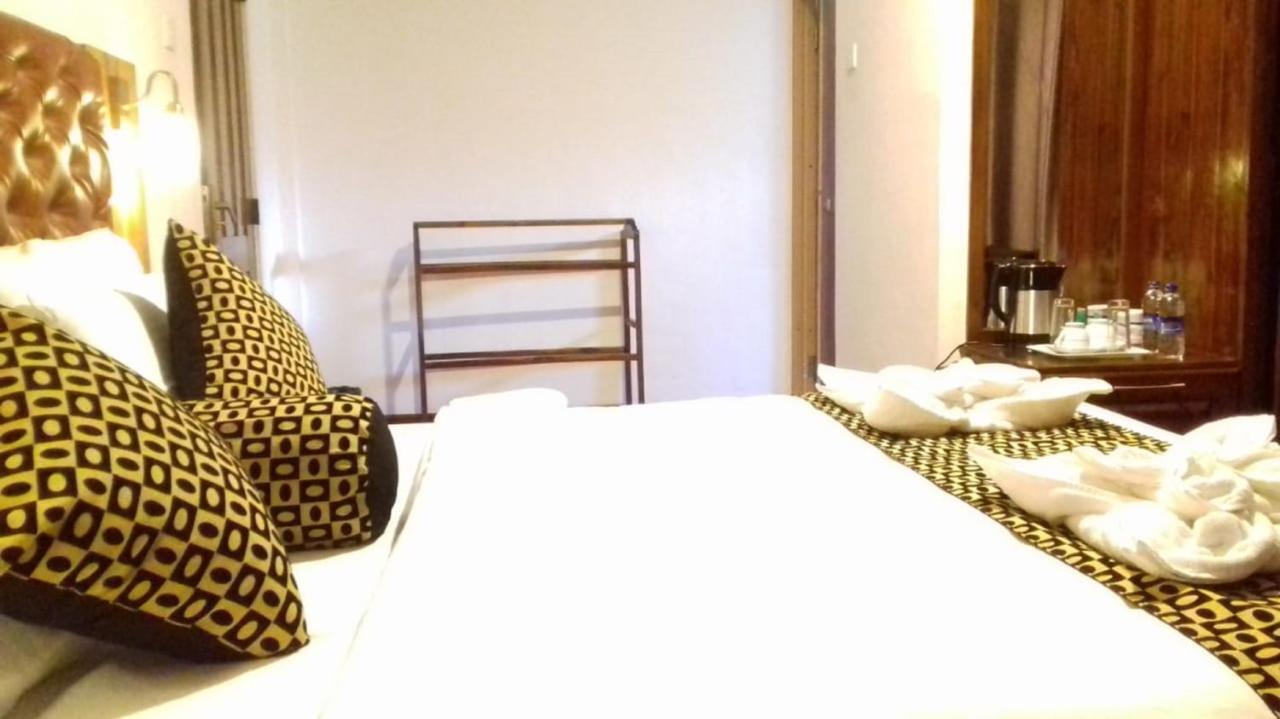 Manjari Hills Hotel Nuwara Eliya