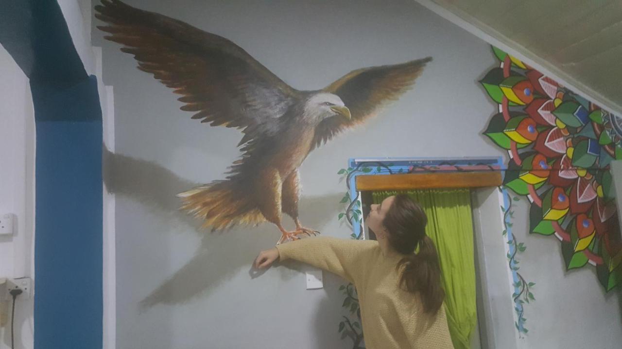 Hostel Leisure Nest *