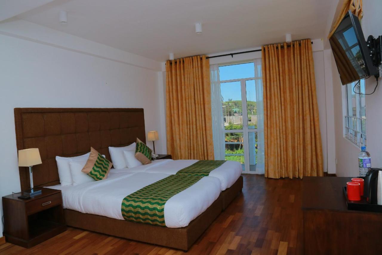 Blue Meadows Nuwaraeliya Hotel 3*
