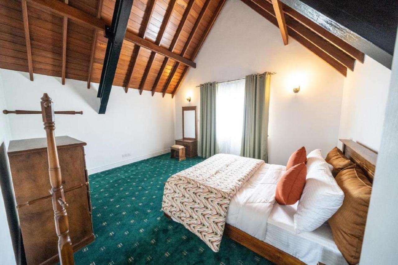 Hotel Little England By Celeste 4*